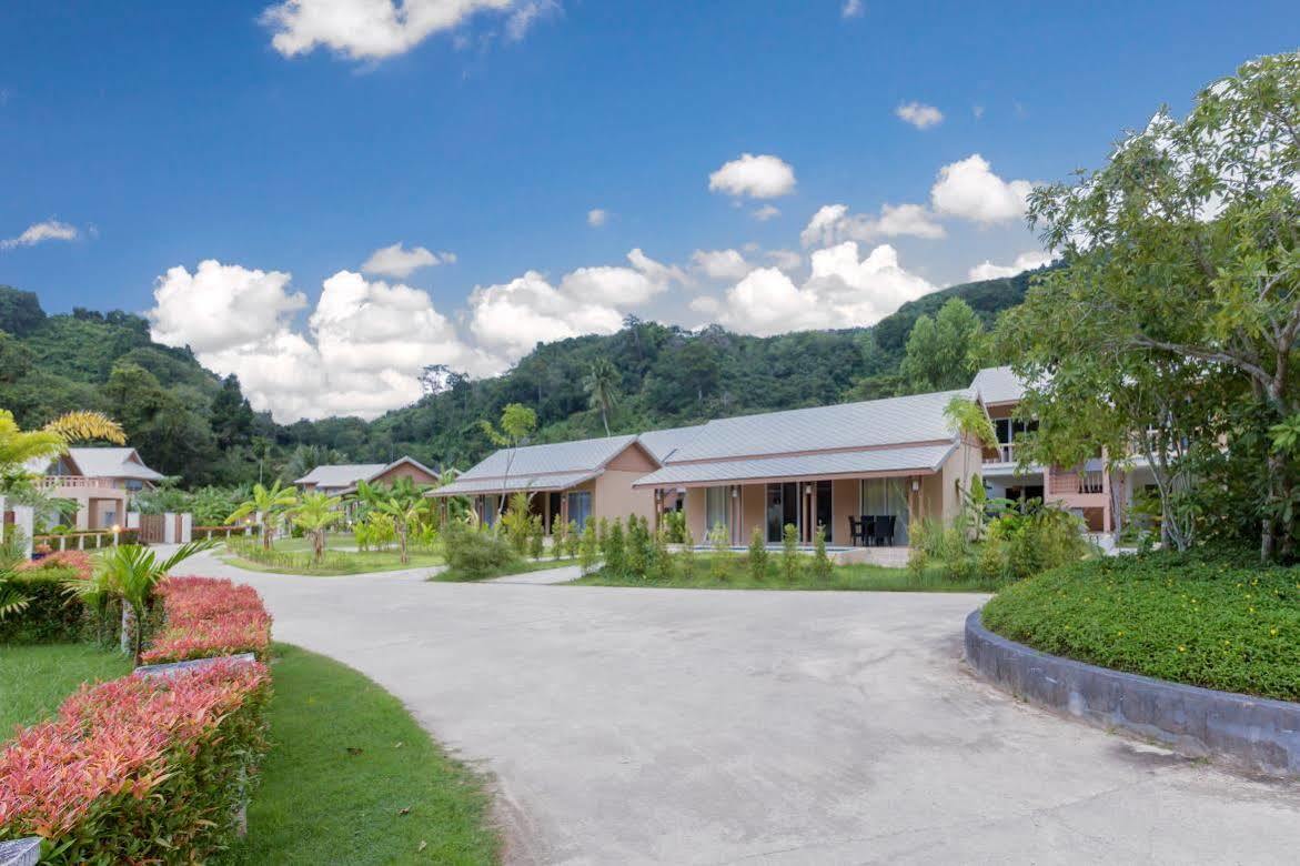 Casa Sakoo Resort Nai Thon Beach Buitenkant foto